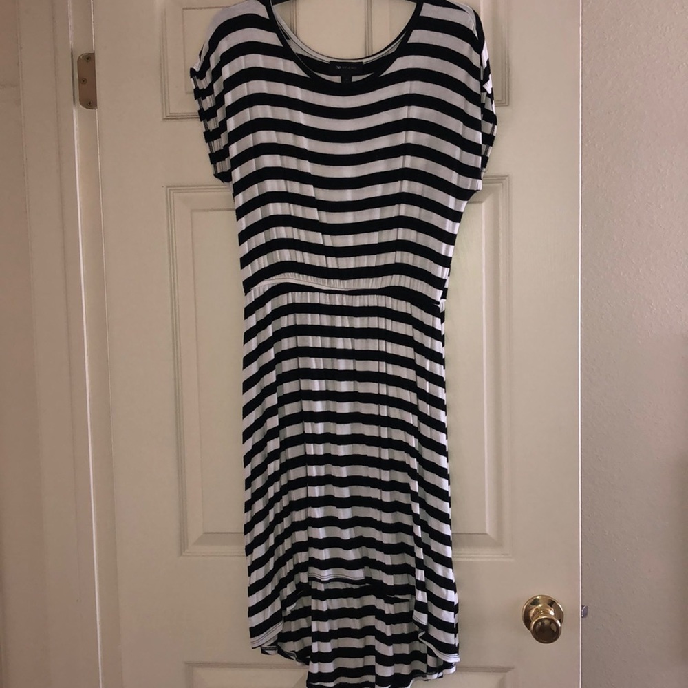 Super soft black and white dress